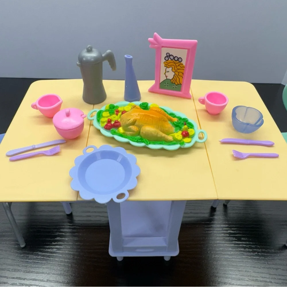 Barbie All‎ Around Home Dining Room Playset 2000 Mattel 67553